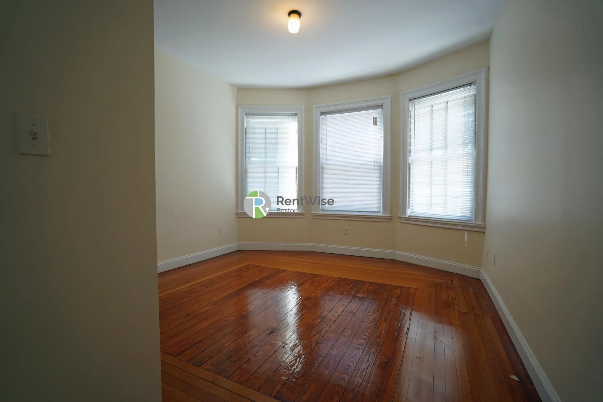 53 Ashford St, Allston