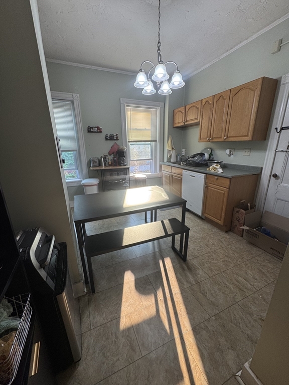 111 H St, South Boston