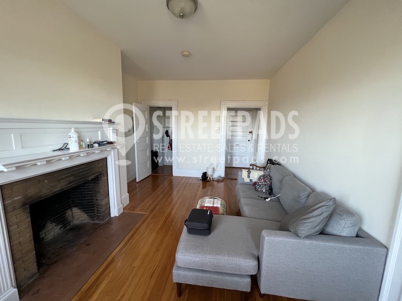 2 Ware St, Mid-Cambridge