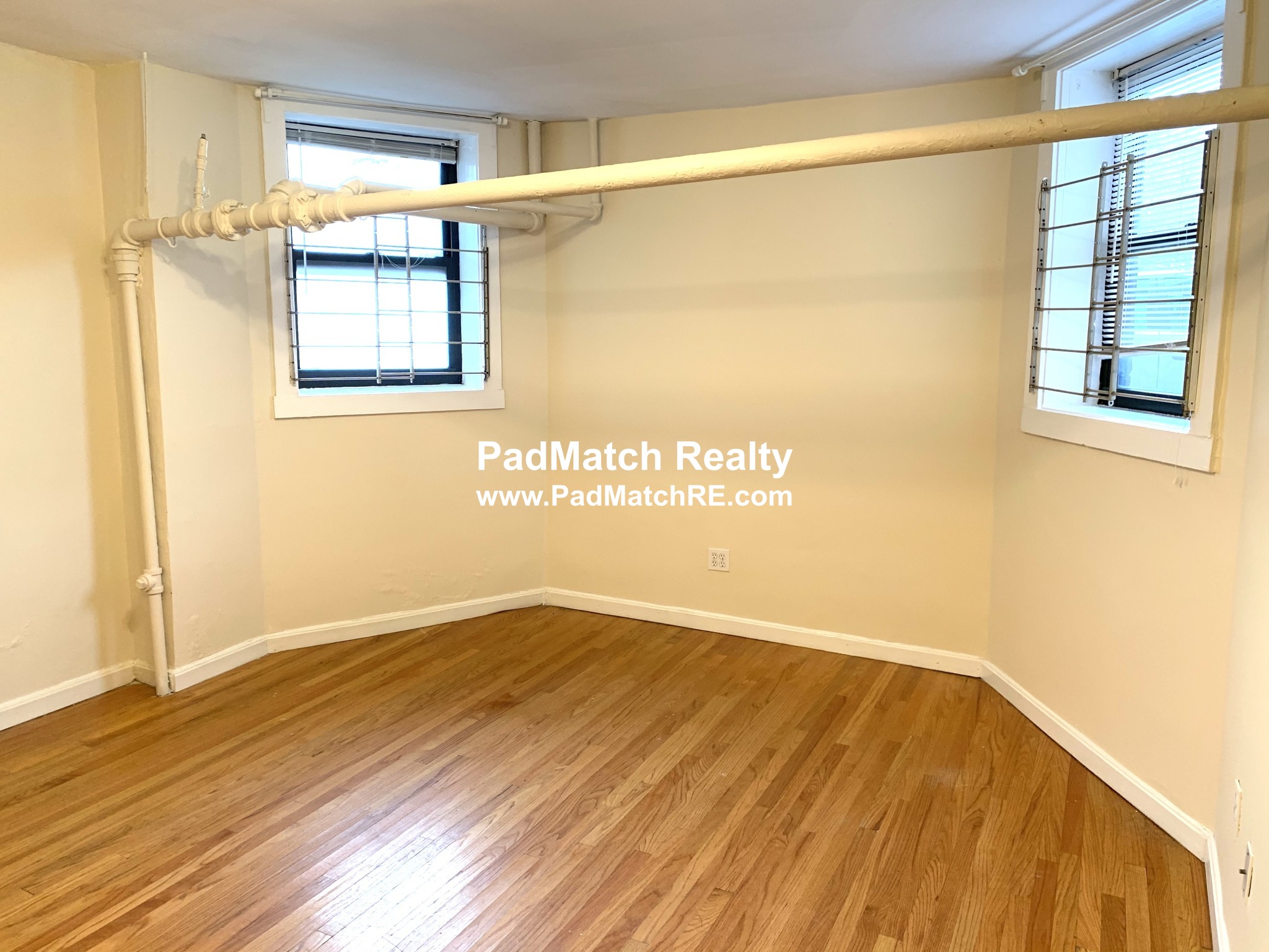 41 Bay State Rd, Fenway