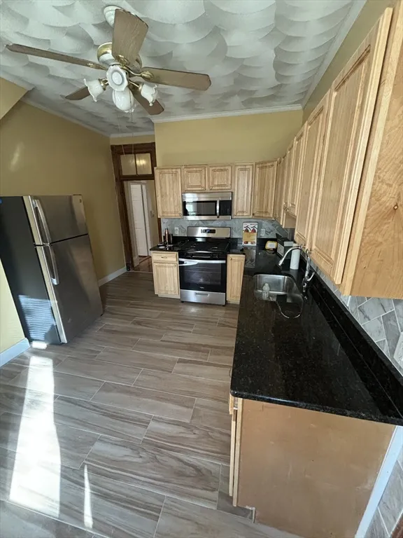 118 Harrishof St, Dorchester