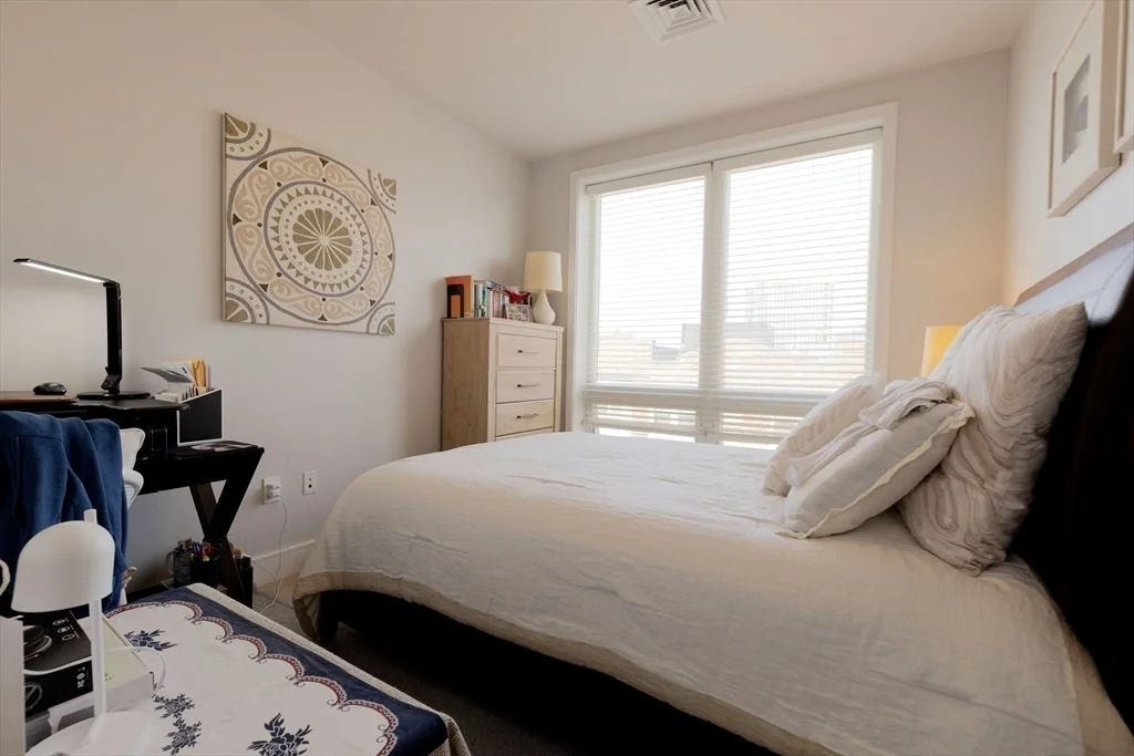 50 Symphony Rd, Fenway