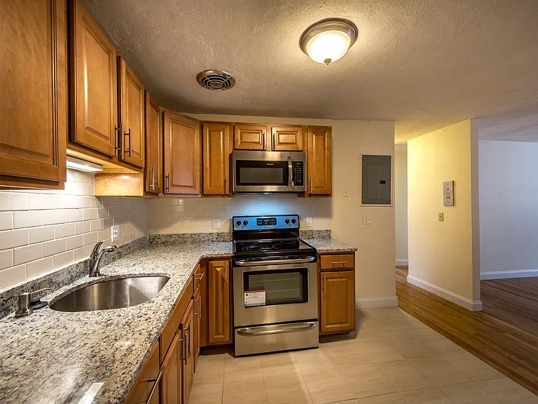 222 Babcock St, North Brookline