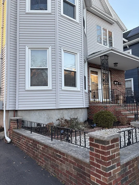 11 Hatch St, Everett