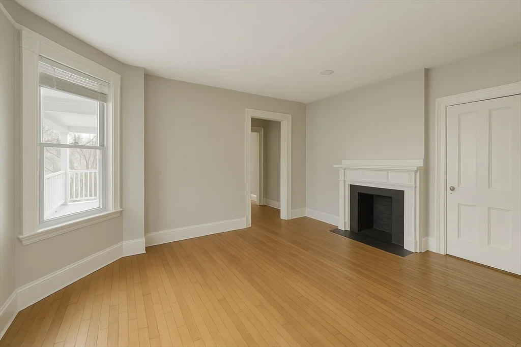 1603 Centre St, Newton