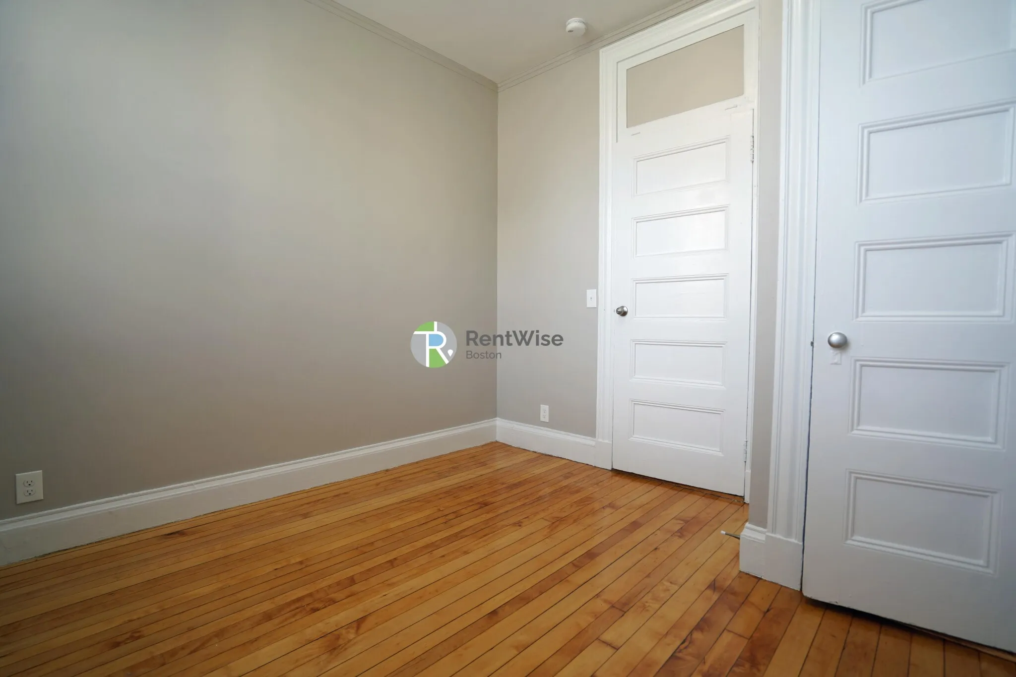 72 Gardner St, Allston