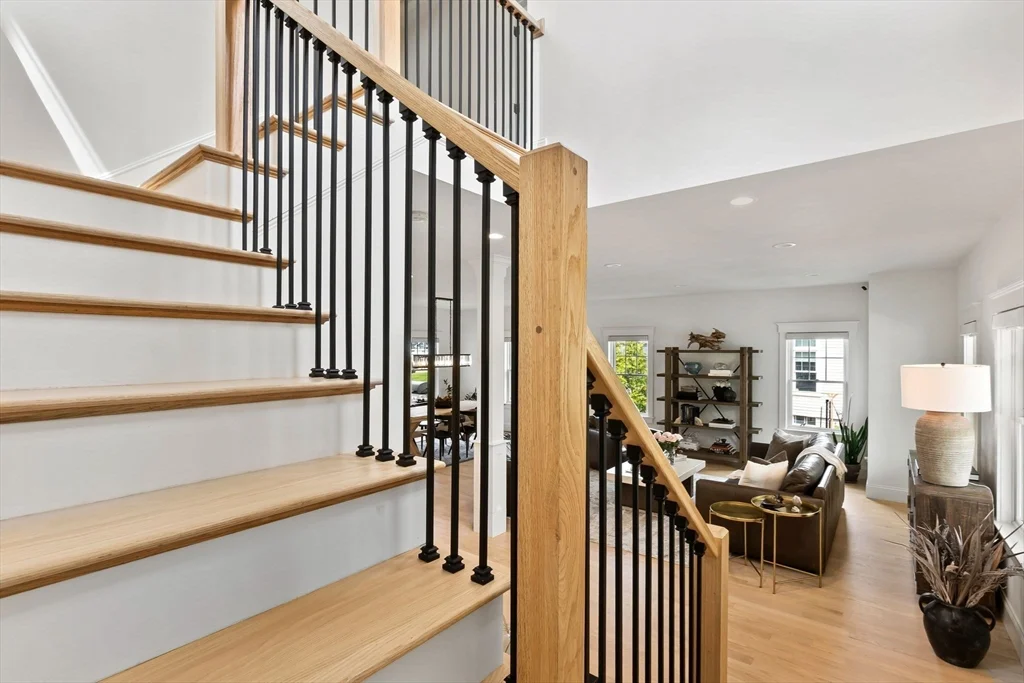 4 Gabaree Ct, Newburyport