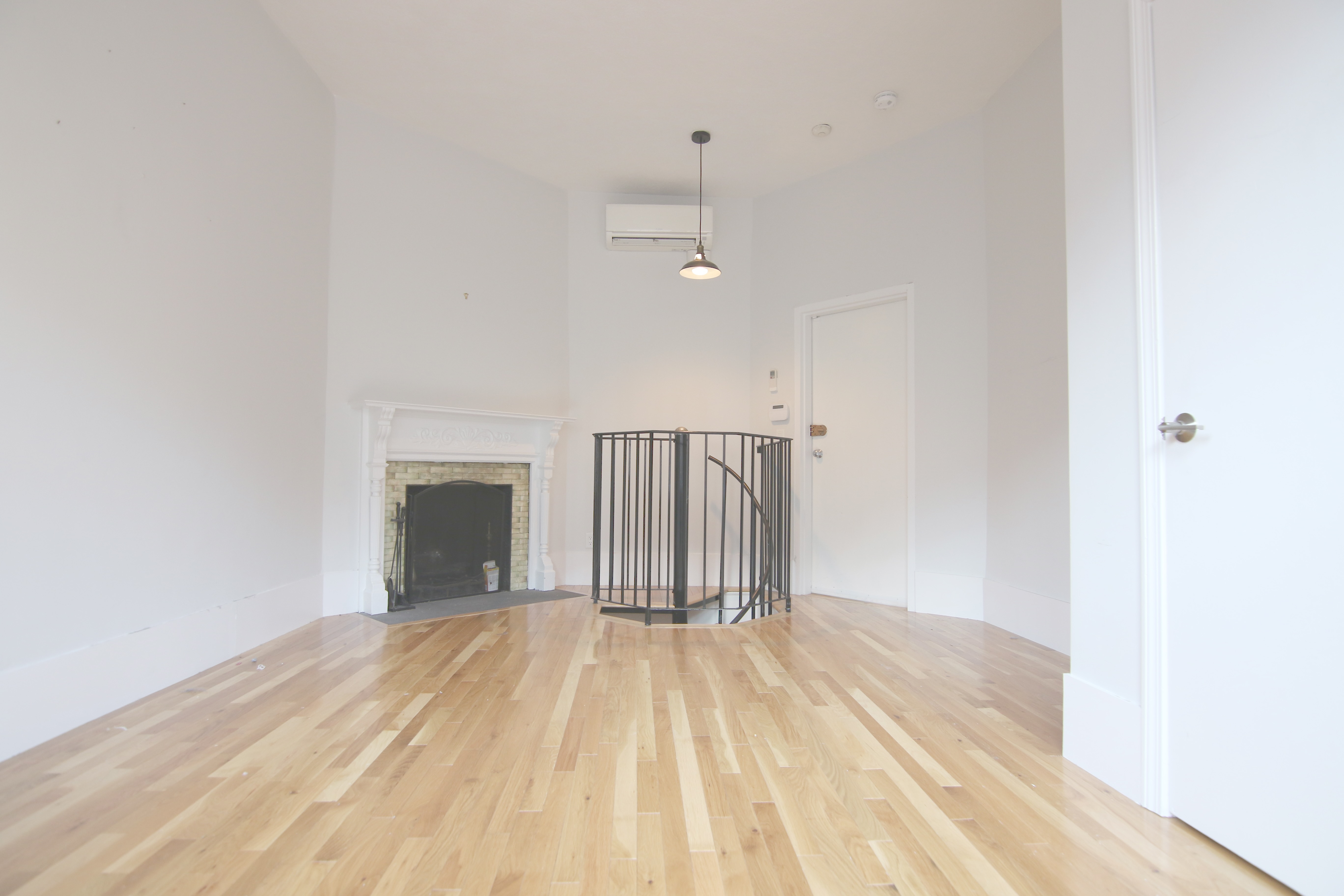 181 Saint Botolph St, Back Bay