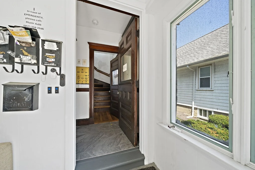 14 Stuart St, Everett