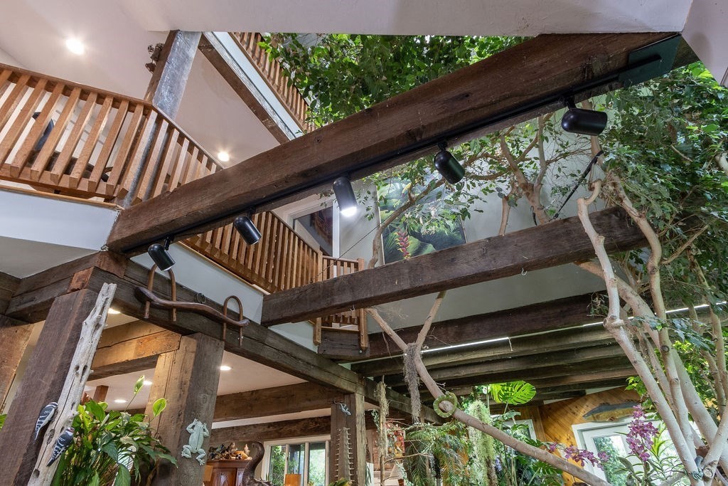 210 Washington St, Sherborn