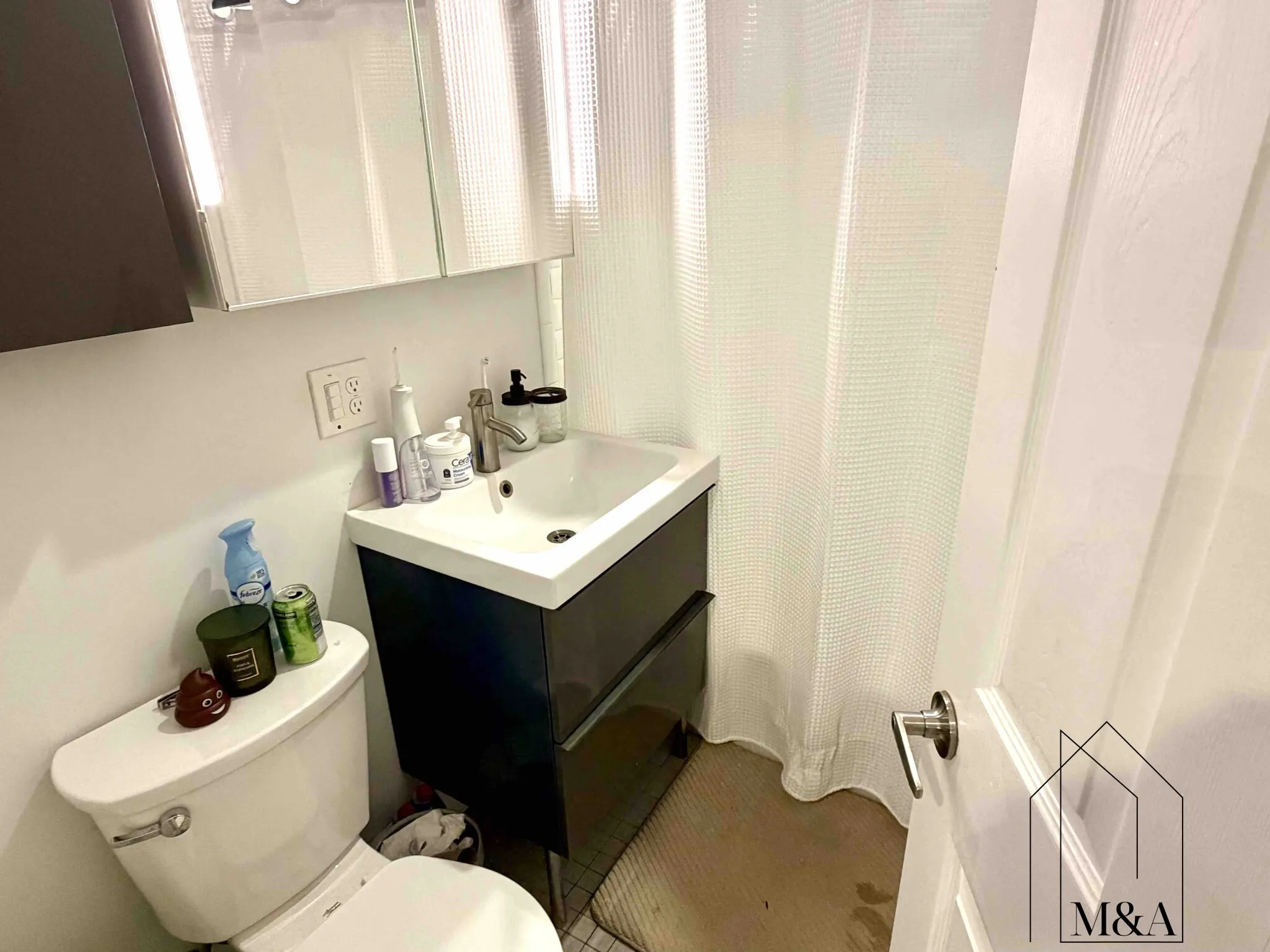 12 Braemore Rd, Brighton