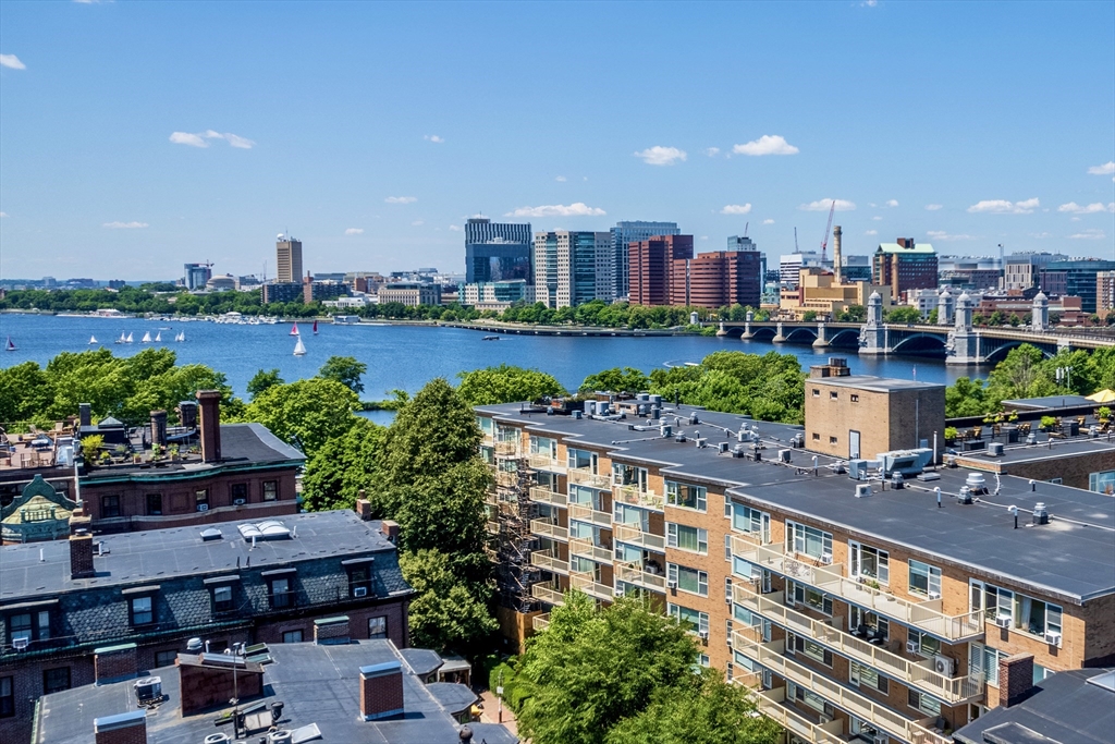 145 Pinckney St, Beacon Hill