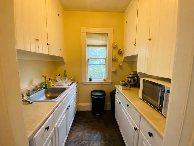 33 Stone Ave, Prospect Hill