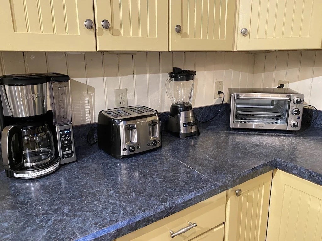 84 Mayflower Rd, Sagamore Beach