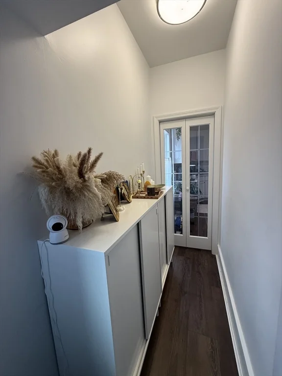 13 Schuyler St, Roxbury