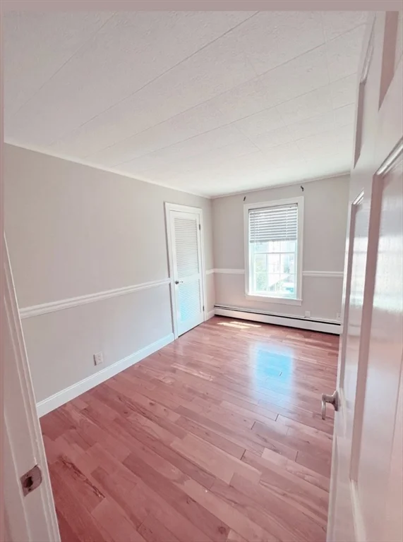 2 Meadow St, Salem