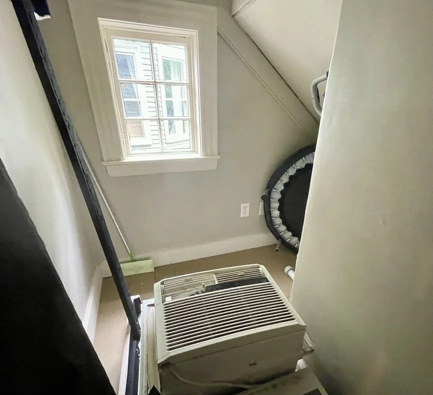 79 Aspinwall, Central Village