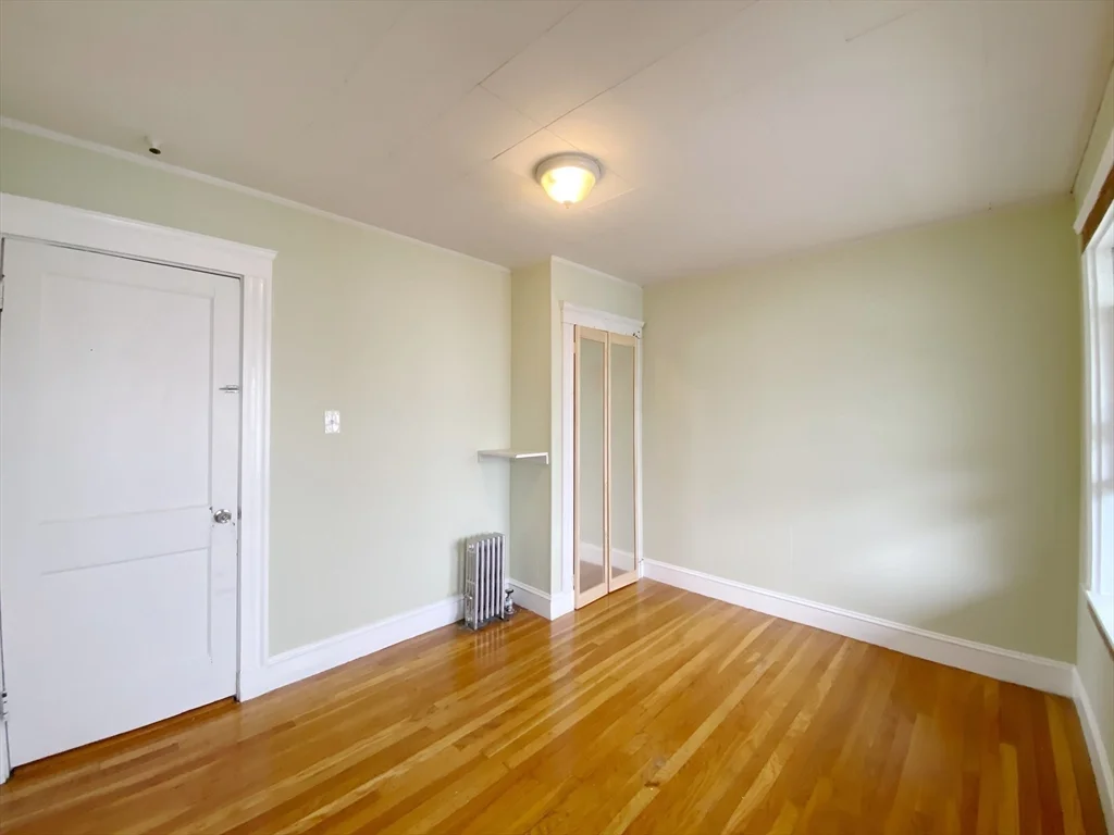 9 Crest Hill Rd, Ten Hills