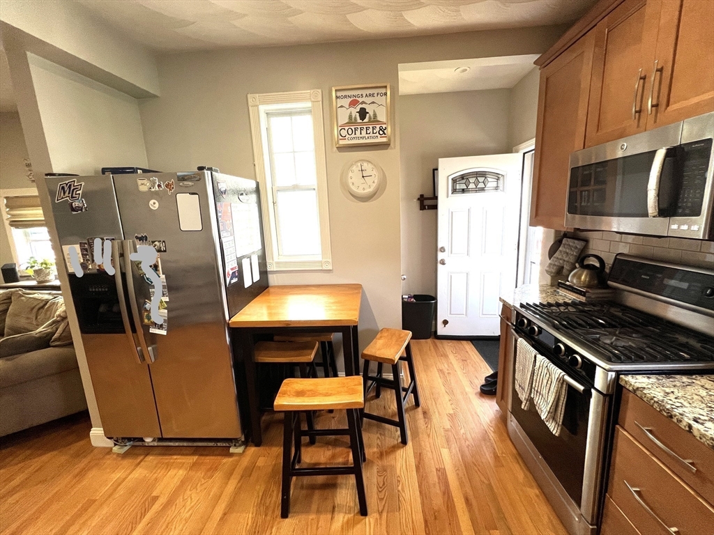 123 Forest St, Medford