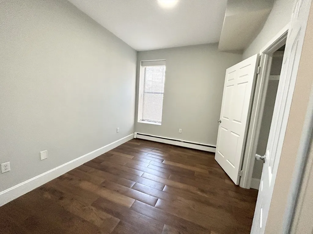 15 Ruggles St, Roxbury