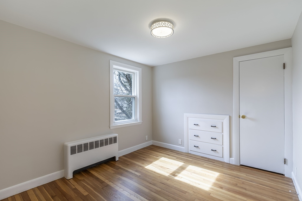 270 Cross St, Winchester