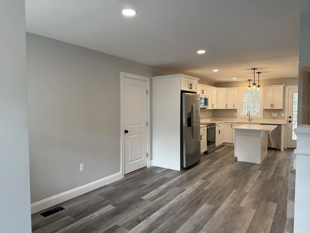 19 Kashmir's Way, Middleboro