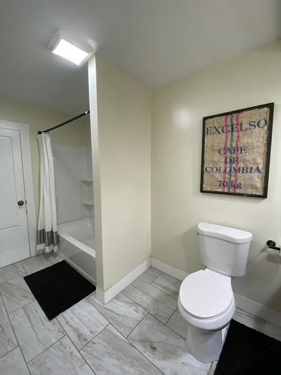 656 Grove St, Worcester