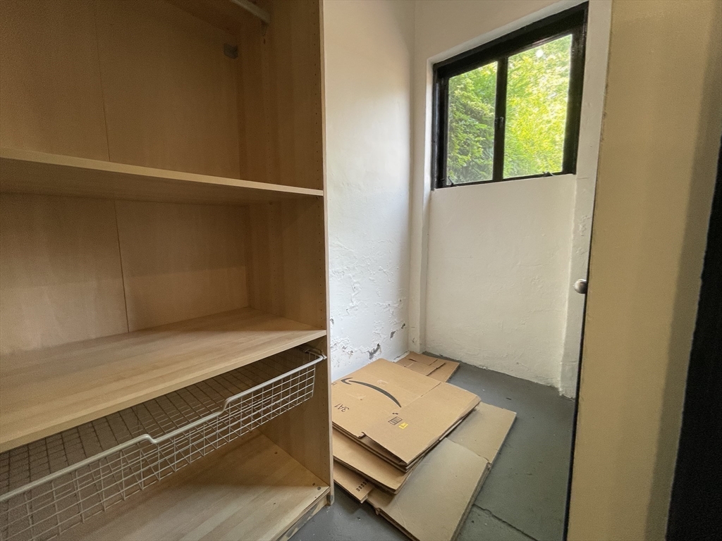 996 Chestnut St, Newton Upper Falls