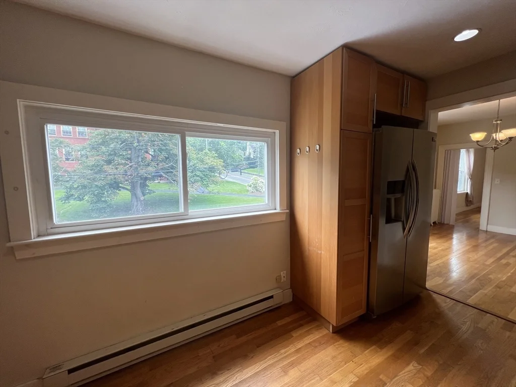 76 Chestnut St, West Newton