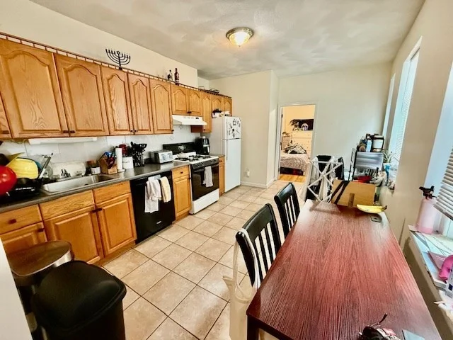 47 N Margin St, North End
