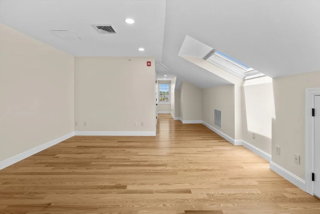 57 Dedham Ave, Needham