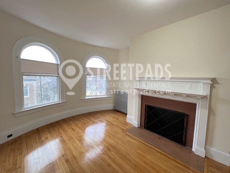 2 Ware St, Mid-Cambridge