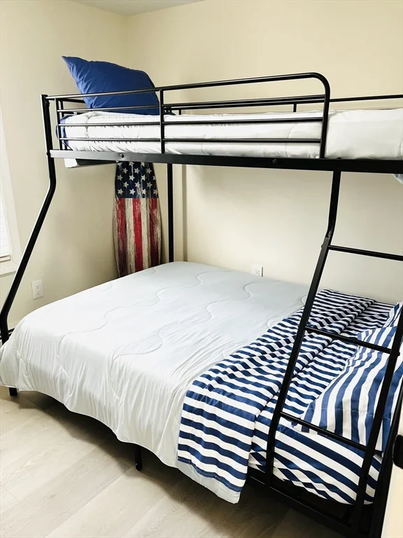 21 Hillside Ave, Swansea