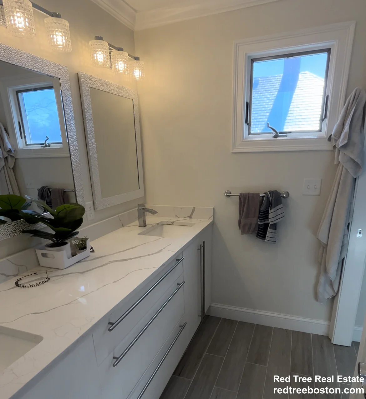35 Crosby Rd, Chestnut Hill