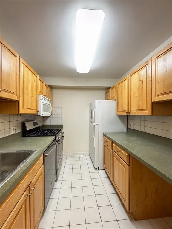 99 Pond Ave, Brookline Village