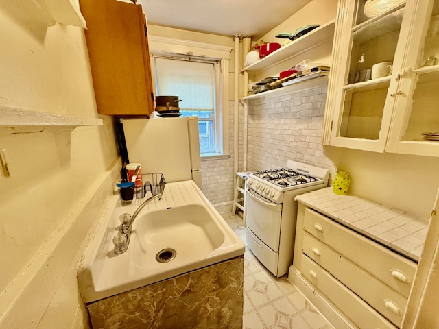 1203 Boylston St, Fenway