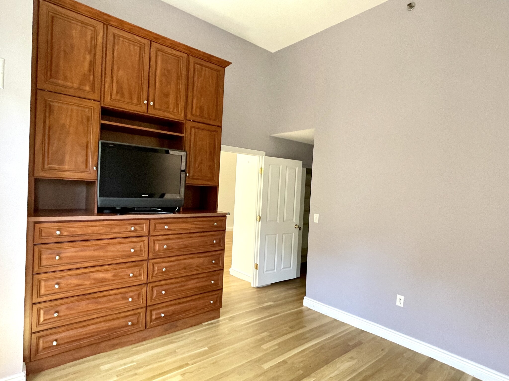 10 Charlesgate East, Back Bay