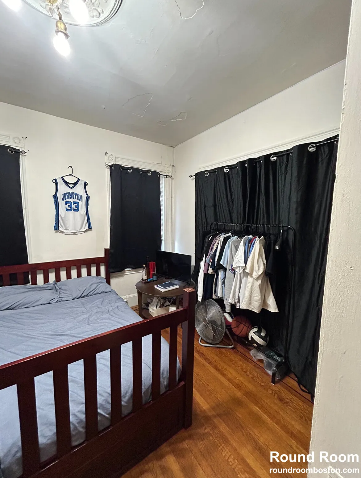 17 Hillside St, Mission Hill