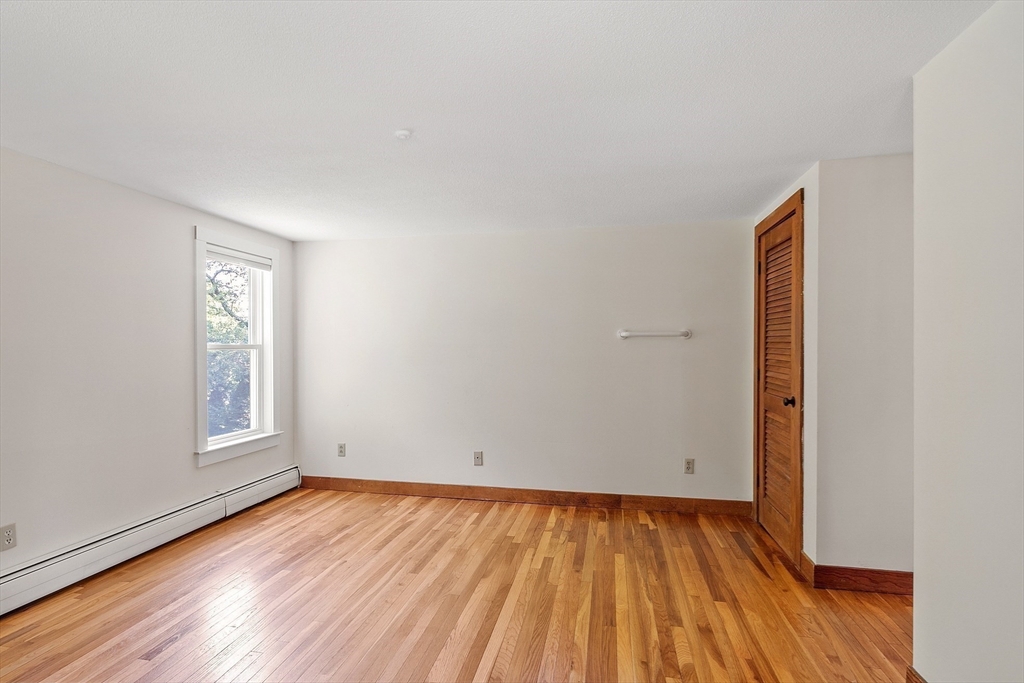 4 Lowest Ln, Rockport