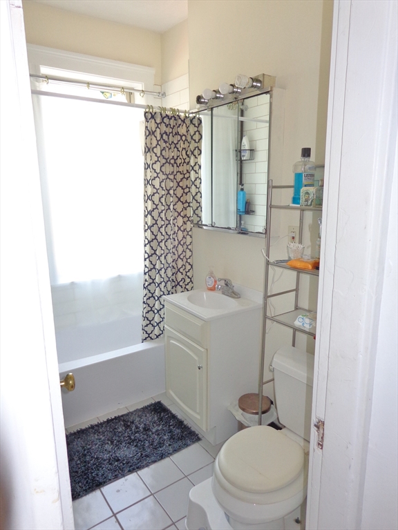 4 Ransom Rd, Brighton