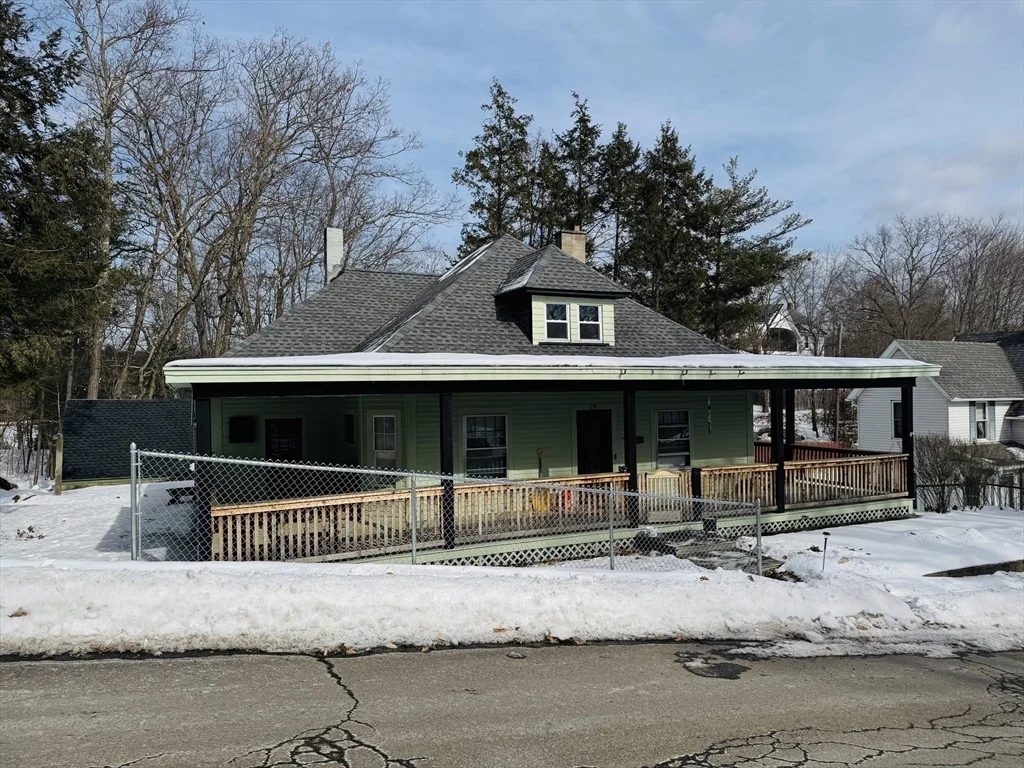 258 Wallingford Ave, Athol