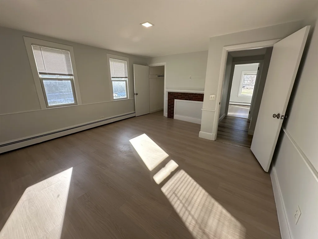 250 Walnut St, Framingham