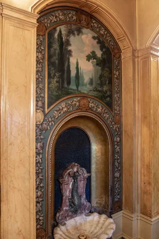 107 Beacon St, Back Bay