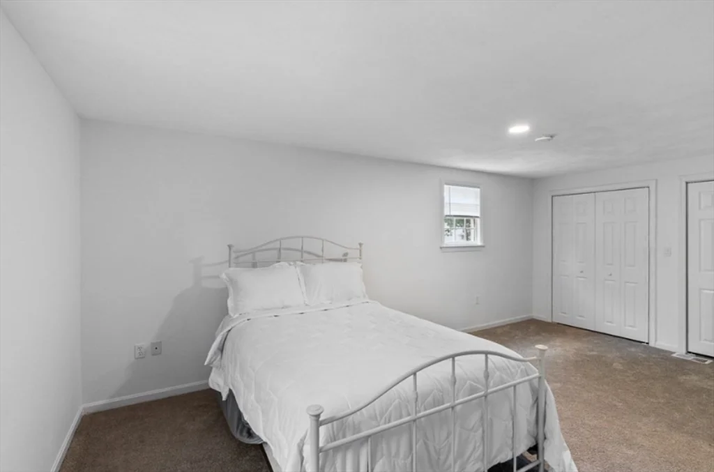 58 Brandon St, Billerica