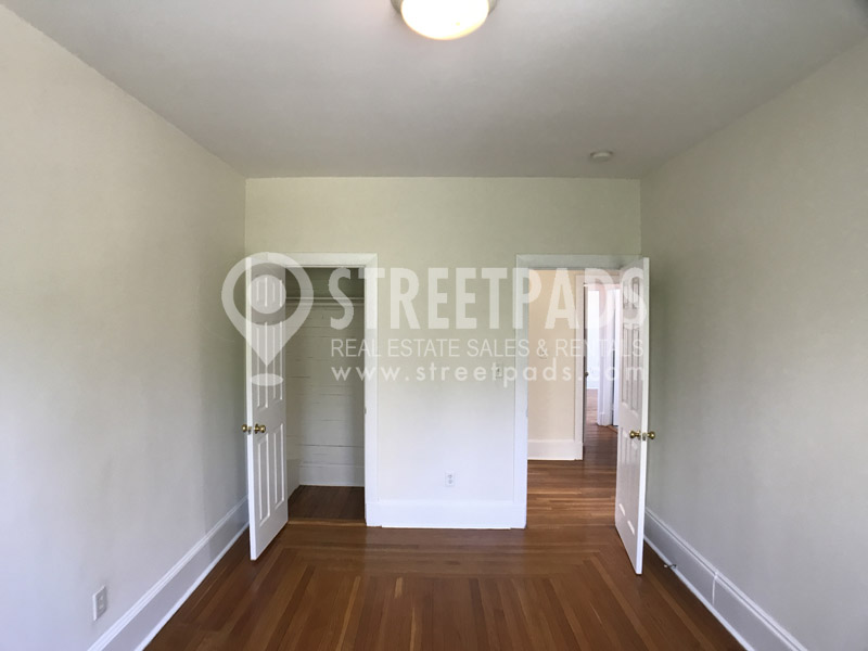 1539 Beacon St, Griggs Park