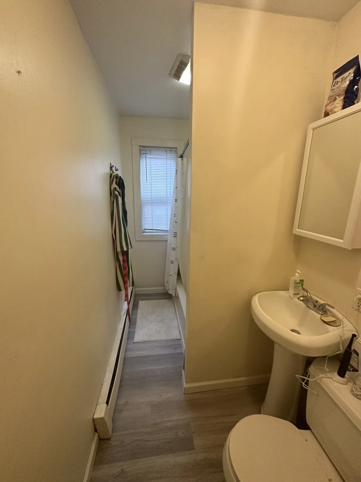 61 Webster Ave, Ward Two