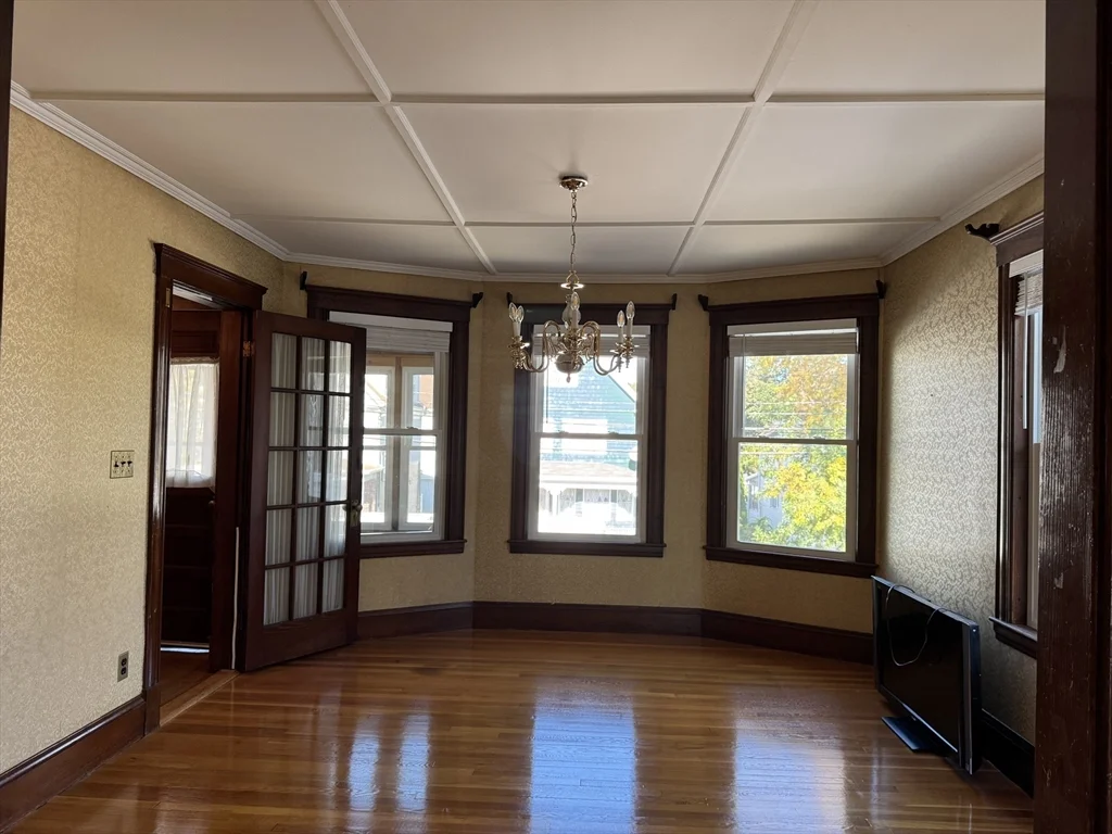 358 Eastern Ave, Lynn