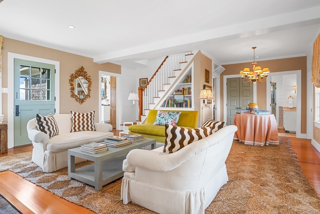 75 Baxter Rd, Nantucket