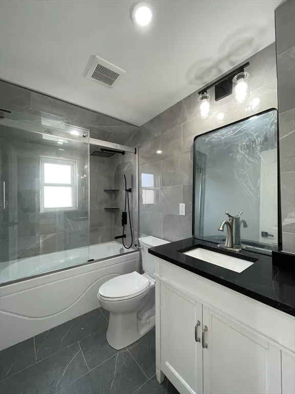 85 Homes, Dorchester