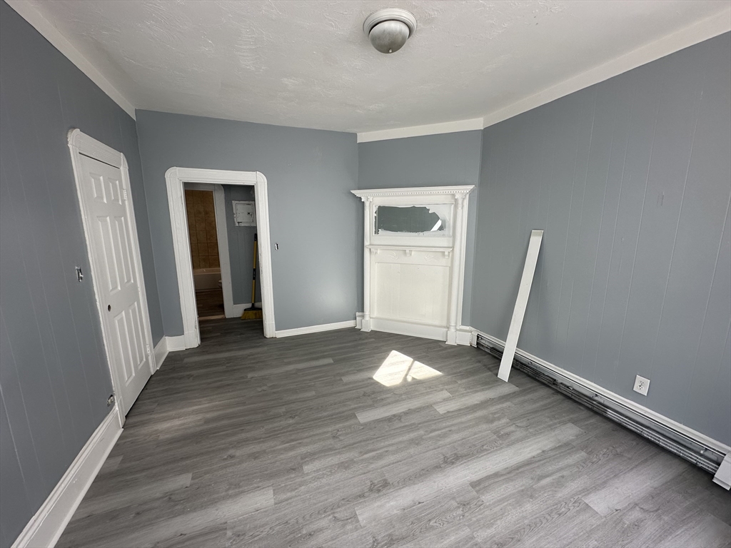 12 Danube St, Roxbury